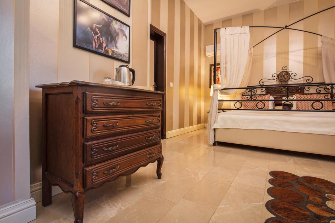 Layla Gocek Adults Only Bed & Breakfast Bagian luar foto