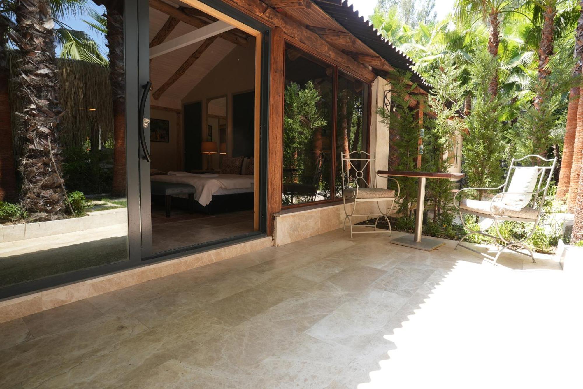 Layla Gocek Adults Only Bed & Breakfast Bagian luar foto